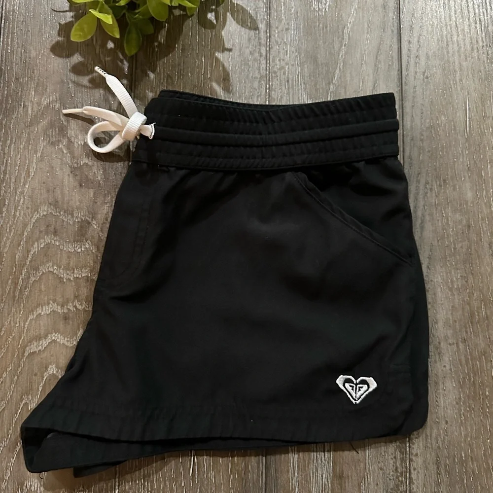 Roxy Shorts - Picture 8 of 9
